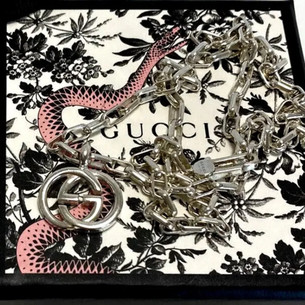 Luxury 50cm Sterling Silver Gucci Necklace with Statement Double GG’s